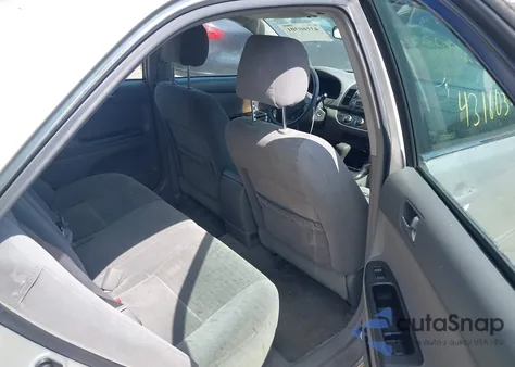 2006 Toyota Camry Le z USA, uszkodzony, nr VIN 4T1BE32K96U739732